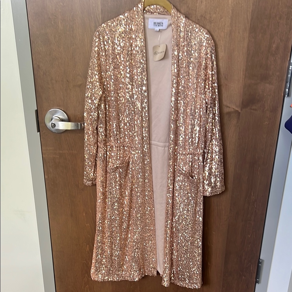 β¨ BB Dakota x Steve Madden Rose Gold Sequin Jacket β¨ - Picture 5 of 11